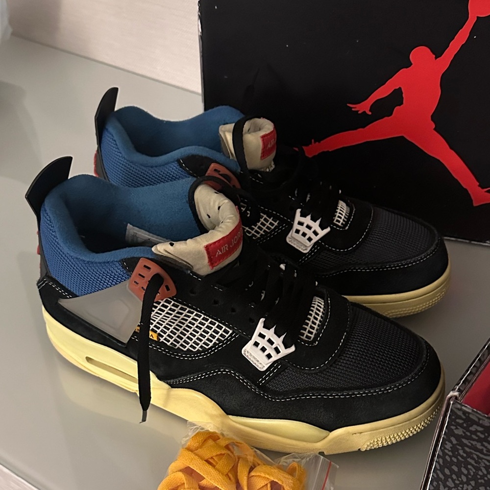 Air Jordan 4 x UNION LA Off Noir